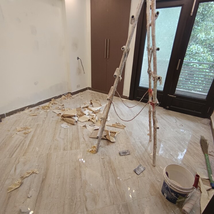 Balcony, shivalik colony 3 Bedroom 200 Sq.Yd. Builder Floor In Shivalik Colony Delhi 8958151