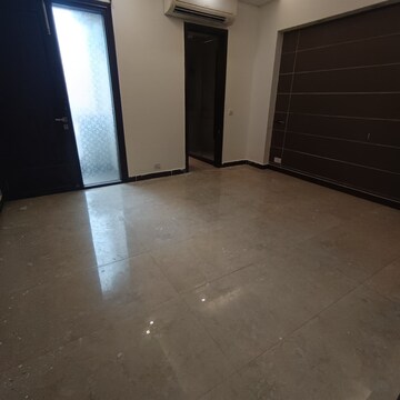 Room in 3 BHK Builder Floor at Shivalik Colony – for Rent