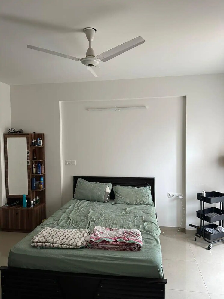 Bedroom, goyal-orchid-piccadilly 2.5 Bedroom 1381 Sq.Ft. Apartment In Thanisandra Main Road Bangalore 8958148