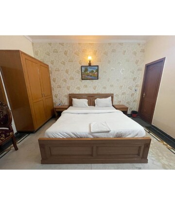 Bedroom in  Pg at Sector 46 – for Rent