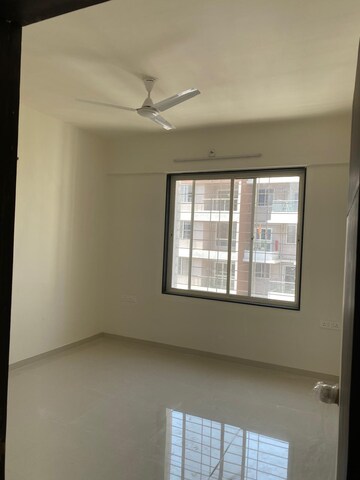 Room in 3 BHK Apartment at Ekta California, Nibm Road – for Rent