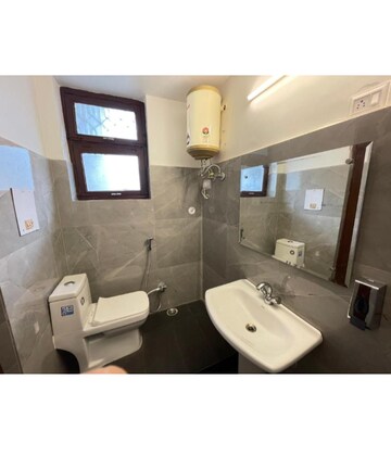 Team Area in  Pg at Sector 47 – for Rent