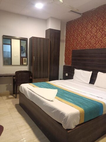 Bedroom in  Pg at Sector 47 – for Rent