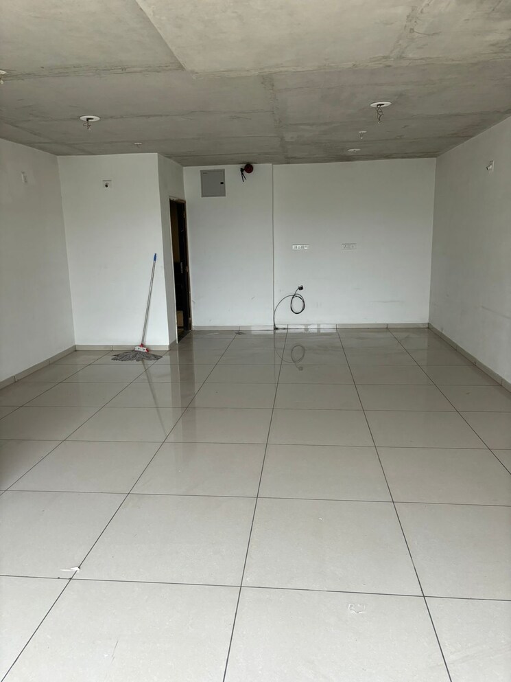 Bathroom, ratna-re-11 Commercial Office Space 871 Sq.Ft. In Ambli Ahmedabad 8958188