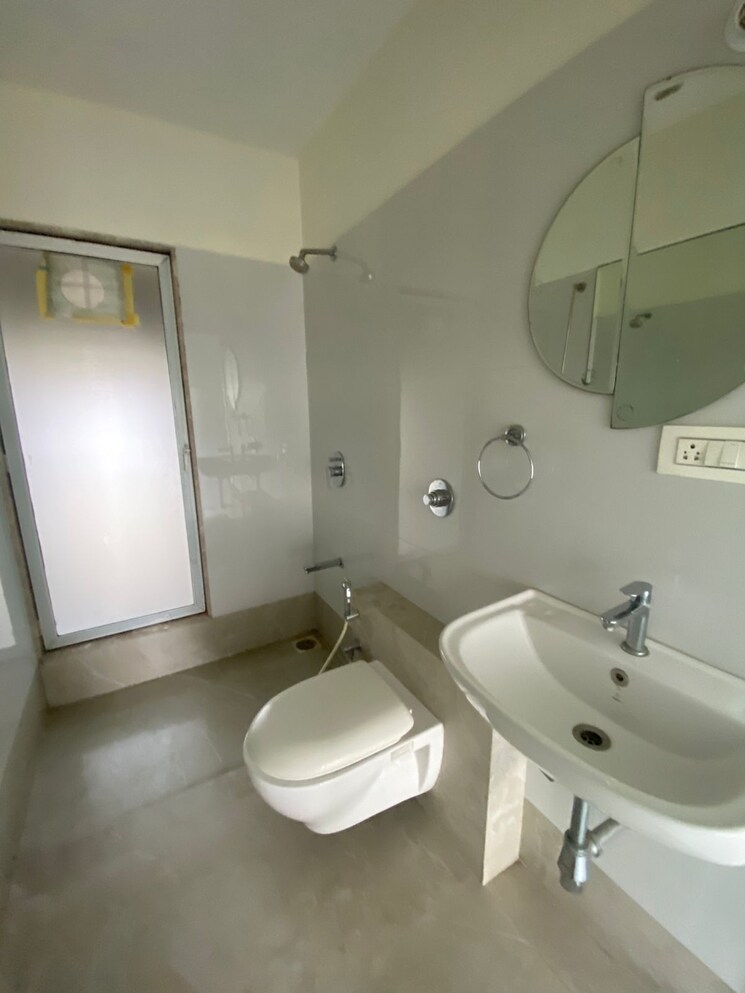 Bathroom, pratibha-swastik-plaza-c-chs-ltd-avana 3 Bedroom 897 Sq.Ft. Apartment In Chembur Mumbai 8958195
