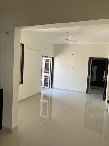 Bathroom in 3 BHK Apartment at Tain Square, Wanwadi – for Rent