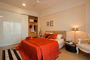 Bedroom in 3.5 BHK Apartment at Konark Vista, Magarpatta City – for Sale