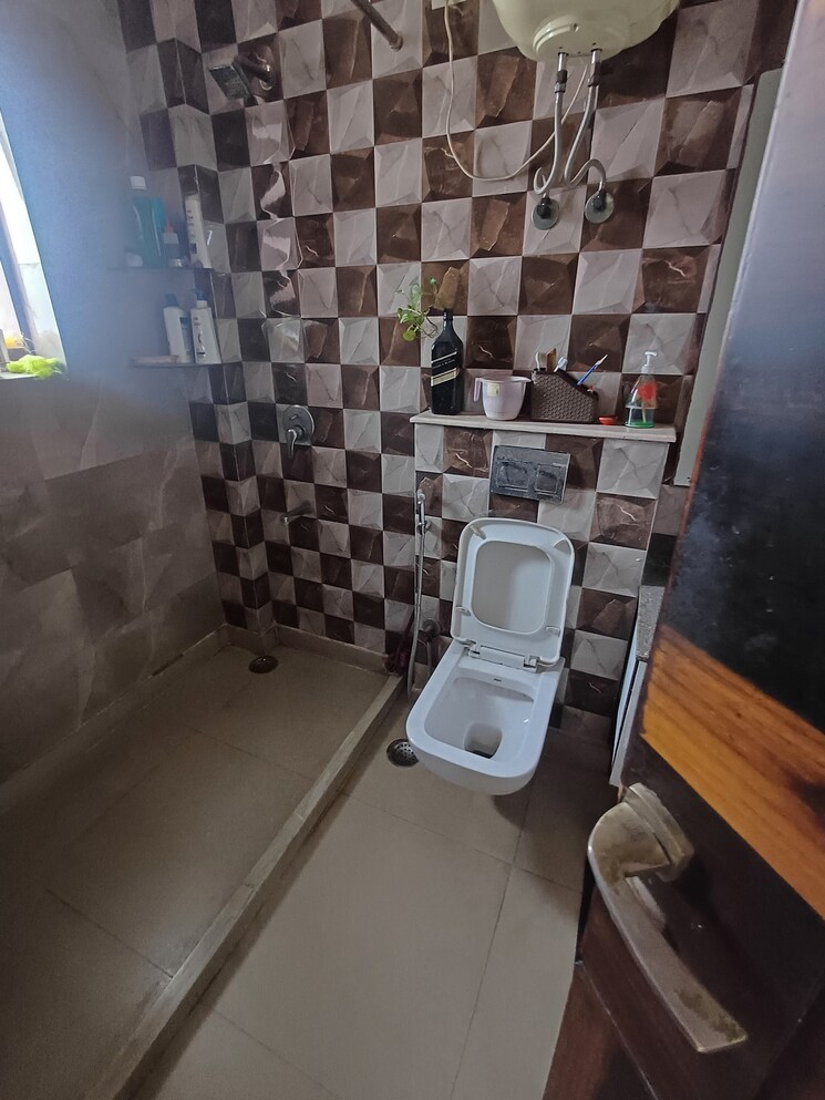 Kitchen, ramesh nagar 3.5 Bedroom 1350 Sq.Ft. Builder Floor In Ramesh Nagar Delhi 8958258