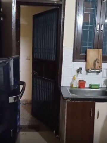 Bathroom in 1 BHK Builder Floor at Vasundhara Sector 3 – for Rent