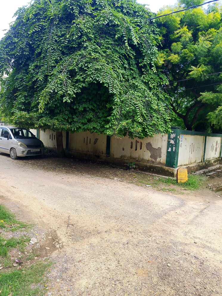 Exterior View, gomti nagar  1600 Sq.Ft. Plot In Gomti Nagar Lucknow 8958245