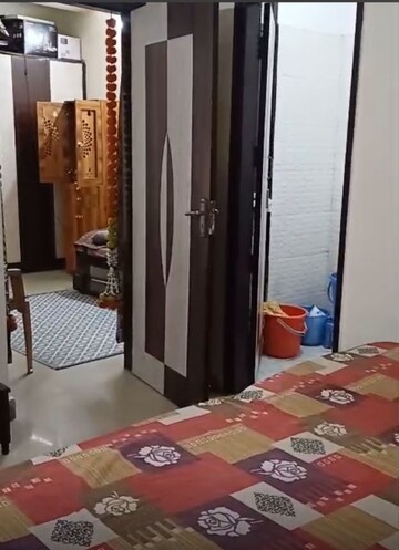 Bedroom in 1 BHK Builder Floor at Vasundhara Sector 3 – for Rent
