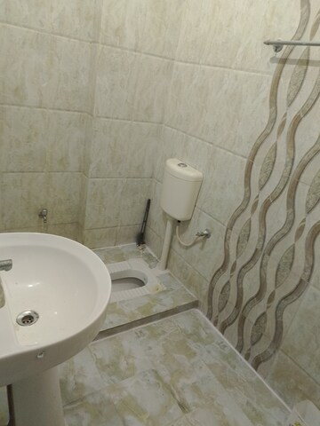 Bathroom in 2 BHK Independent House at Gomti Nagar – for Rent