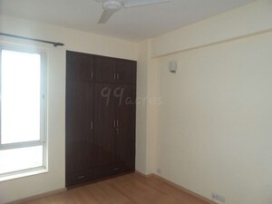 Room in 3 BHK Apartment at M3M Latitude, Sector 65 – for Sale