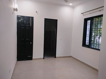 3 BHK Builder Floor For Rent in RWA Apartments, Sector 31