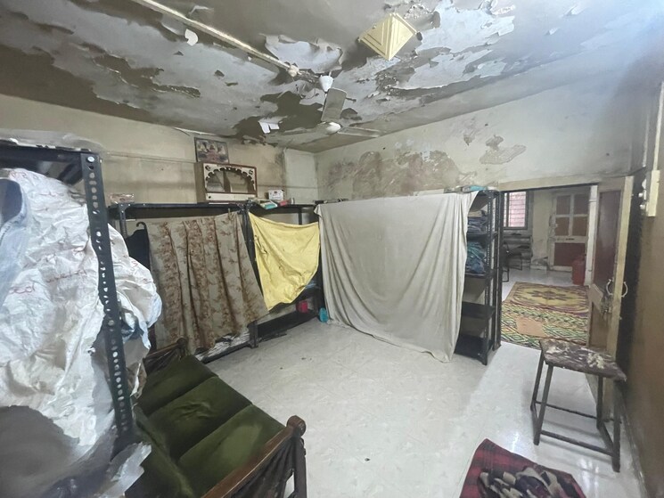 Living Room, mangalwar peth 1 Bedroom 400 Sq.Ft. Apartment In Mangalwar Peth Pune 8958306