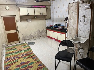 Team Area in 1 BHK Apartment at Mangalwar Peth – for Sale