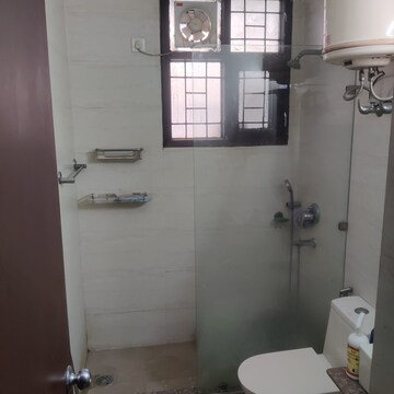 Bathroom in 3 BHK Builder Floor at Unitech South City II, Sector 50 – for Rent