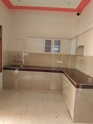 Kitchen in 2 BHK Independent House at Gomti Nagar – for Rent