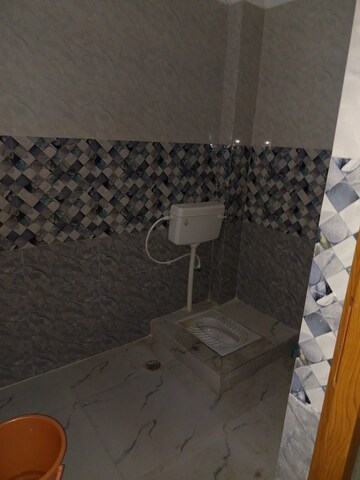 Bathroom in 2 BHK Independent House at Gomti Nagar – for Rent