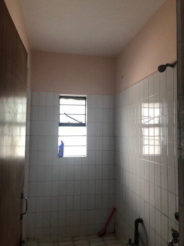 Bathroom in 1 BHK Apartment at Kothrud – for Rent