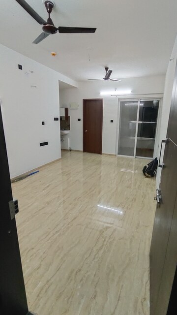 Room in 1 BHK Apartment at VTP Leonara, Mahalunge – for Rent