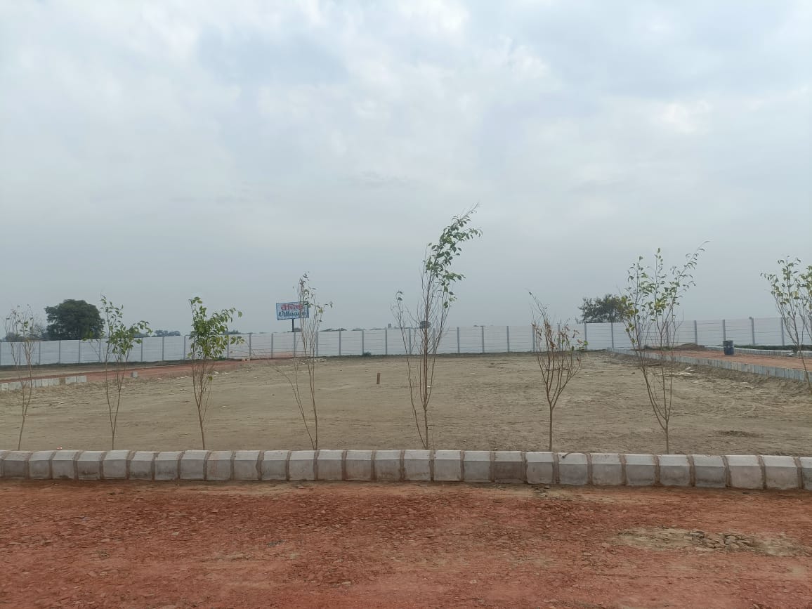 Plot For Sale in Jewar