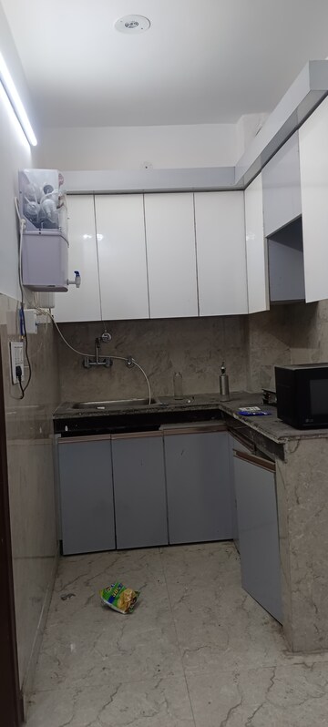 Kitchen in 1 BHK Builder Floor at Tilak Nagar – for Rent