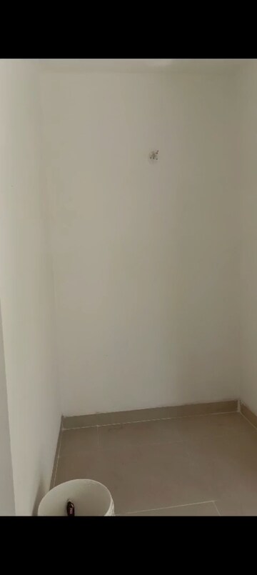 Room in 3.5 BHK Villa at BPTP Parklands Villa, Sector 88 – for Sale