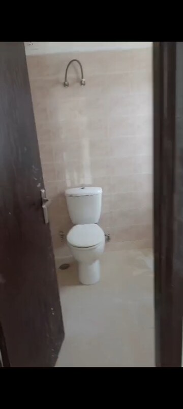 Bathroom in 3.5 BHK Villa at BPTP Parklands Villa, Sector 88 – for Sale
