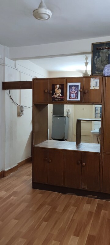 Living Room in 1 RK Apartment at Erandwane – for Rent