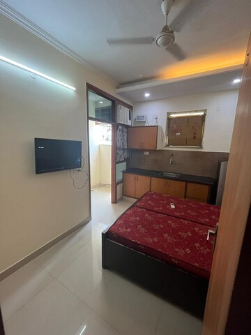 Bedroom in 1 RK Builder Floor at Sushant Vyapaar Kendra, Sector 43 – for Rent