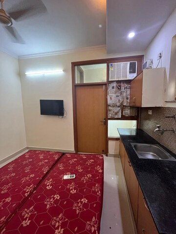 Bedroom in 1 RK Builder Floor at Sushant Vyapaar Kendra, Sector 43 – for Rent
