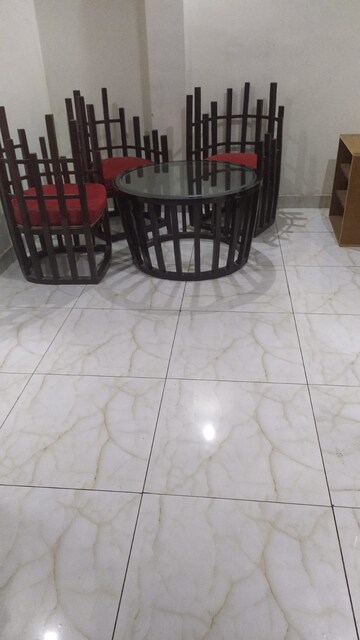 Parking in 2 BHK Builder Floor at Sushant Vyapaar Kendra, Sector 43 – for Rent