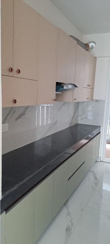 Kitchen in 3.5 BHK Builder Floor at Smart World Gems, Sector 89 – for Rent