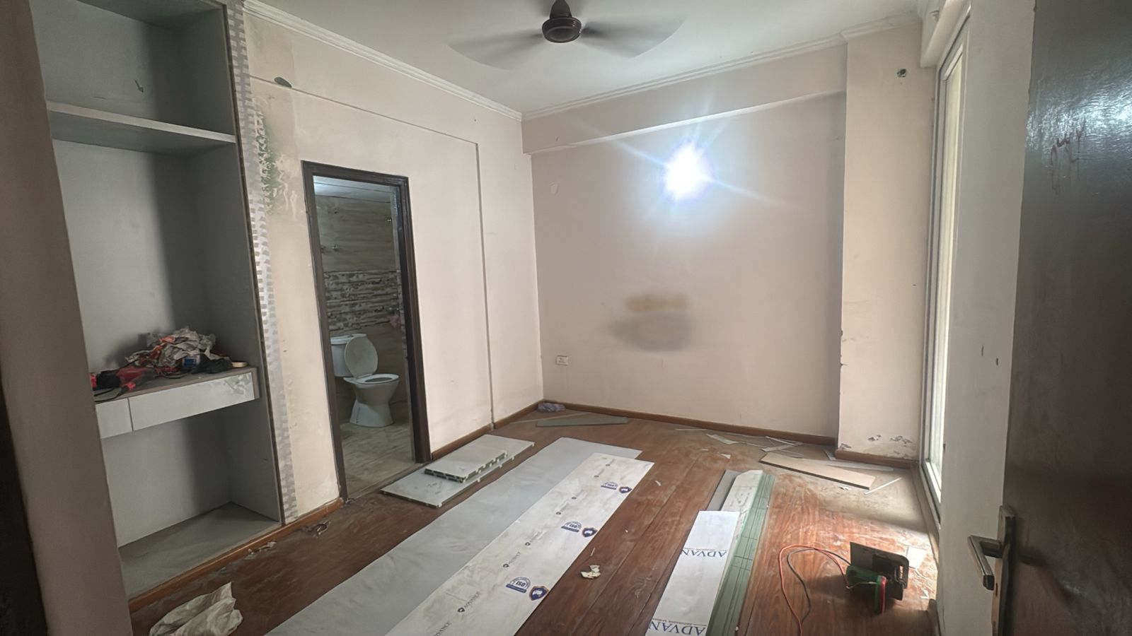 3 BHK + Pooja Room Apartment For Rent in Amrapali Golf Homes