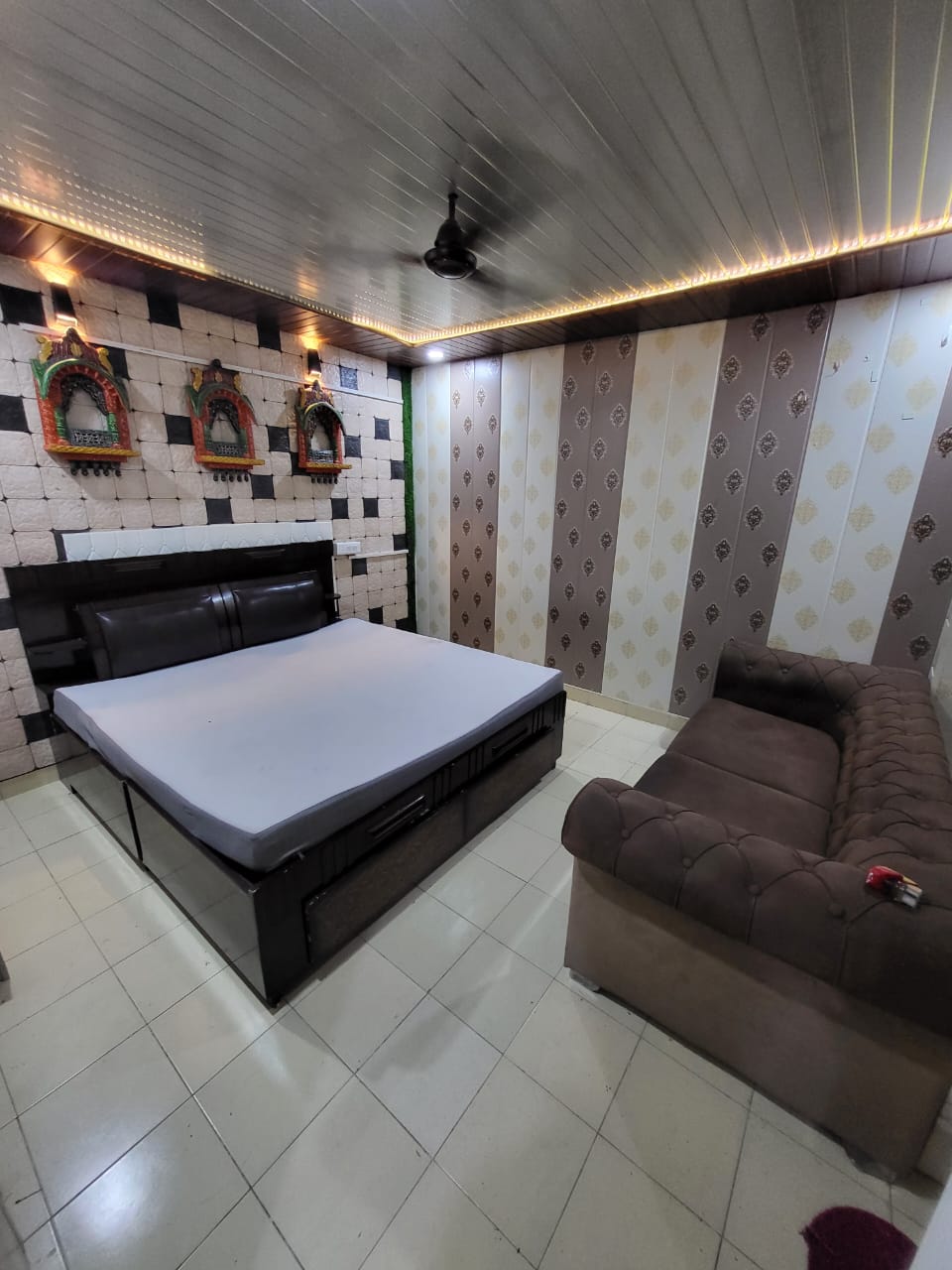 3.5 BHK + Study Room 1870 Sq.Ft. Apartment in Gaur City 2 - 10th Avenue