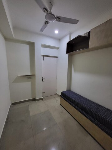 Kitchen in 3.5 BHK Apartment at Gaur City 2 - 10th Avenue, Sector 16c Greater Noida – for Rent