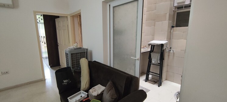 Living Room, emaar-mgf-emerald-hills 4 Bedroom 350 Sq.Yd. Apartment In Sector 65 Gurgaon 8958686