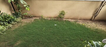 Plot Area in 4 BHK Apartment at Emaar MGF Emerald Hills, Sector 65 – for Rent