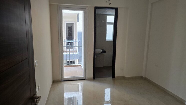 Room, smart-world-gems 2.5 Bedroom 1105 Sq.Ft. Apartment In Sector 89 Gurgaon 8958697