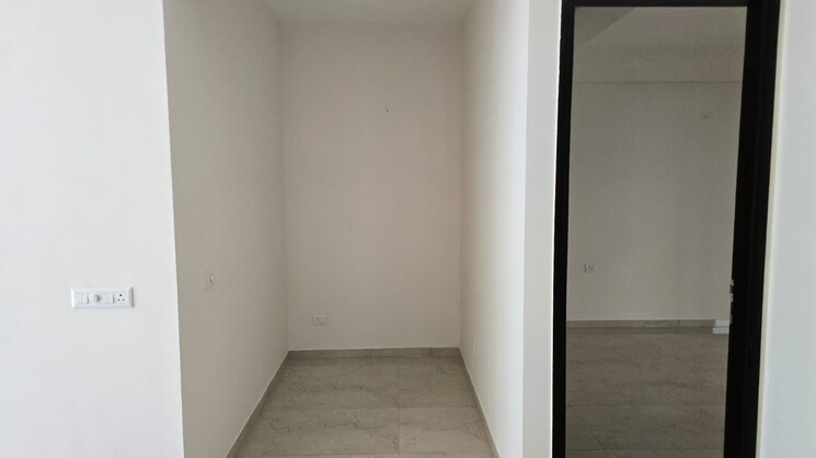 Room, smart-world-gems 2.5 Bedroom 1105 Sq.Ft. Apartment In Sector 89 Gurgaon 8958697