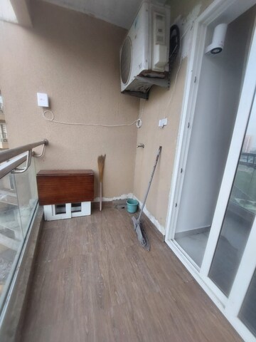 Balcony in Studio Apartment at Supertech North Eye, Sector 74 – for Rent