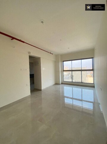 Room in 2 BHK Apartment at Sheth Irene, Malad West – for Rent