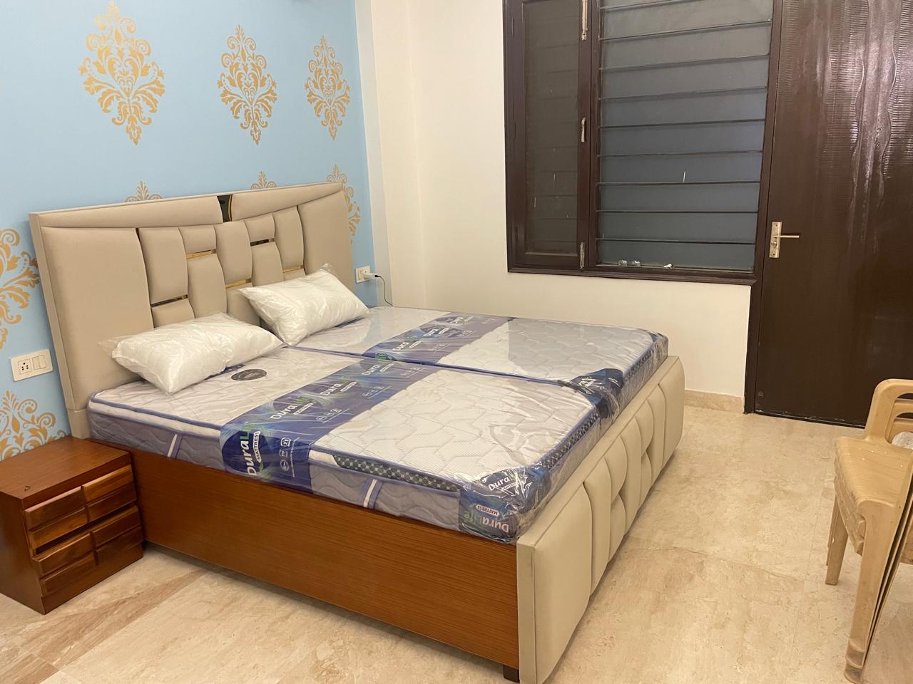 3 BHK Apartment For Rent in RWA Apartments Sector 122