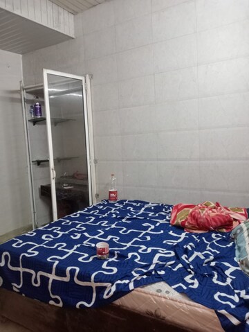 Bedroom in 1 BHK Apartment at Arun Vihar Sector 37, Sector 37 – for Rent