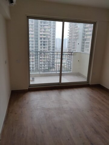 Room in 4 BHK Apartment at Bestech Park View Sanskruti, Sector 92 – for Rent