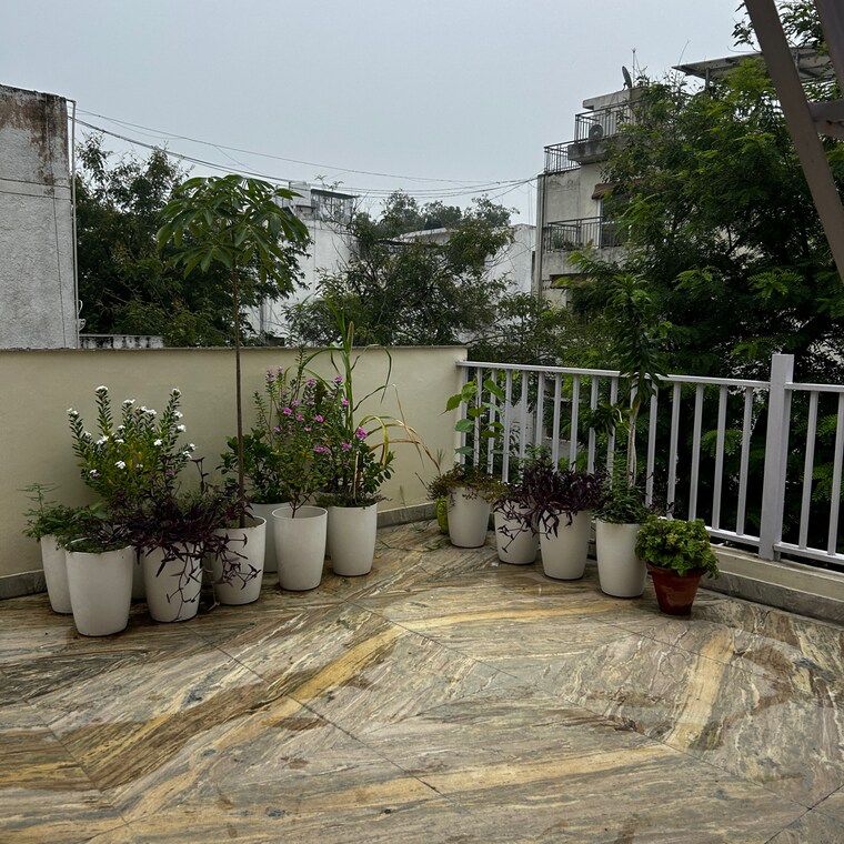 Exterior View, vasant kunj 5 Bedroom 3600 Sq.Ft. Apartment In Vasant Kunj Delhi 8958796