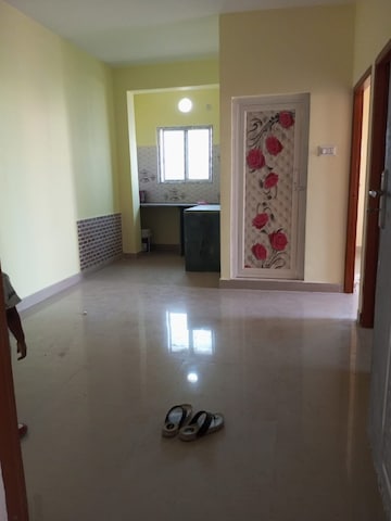 Room in 3 BHK Apartment at Clubtown Paradise, Rajarhat – for Rent