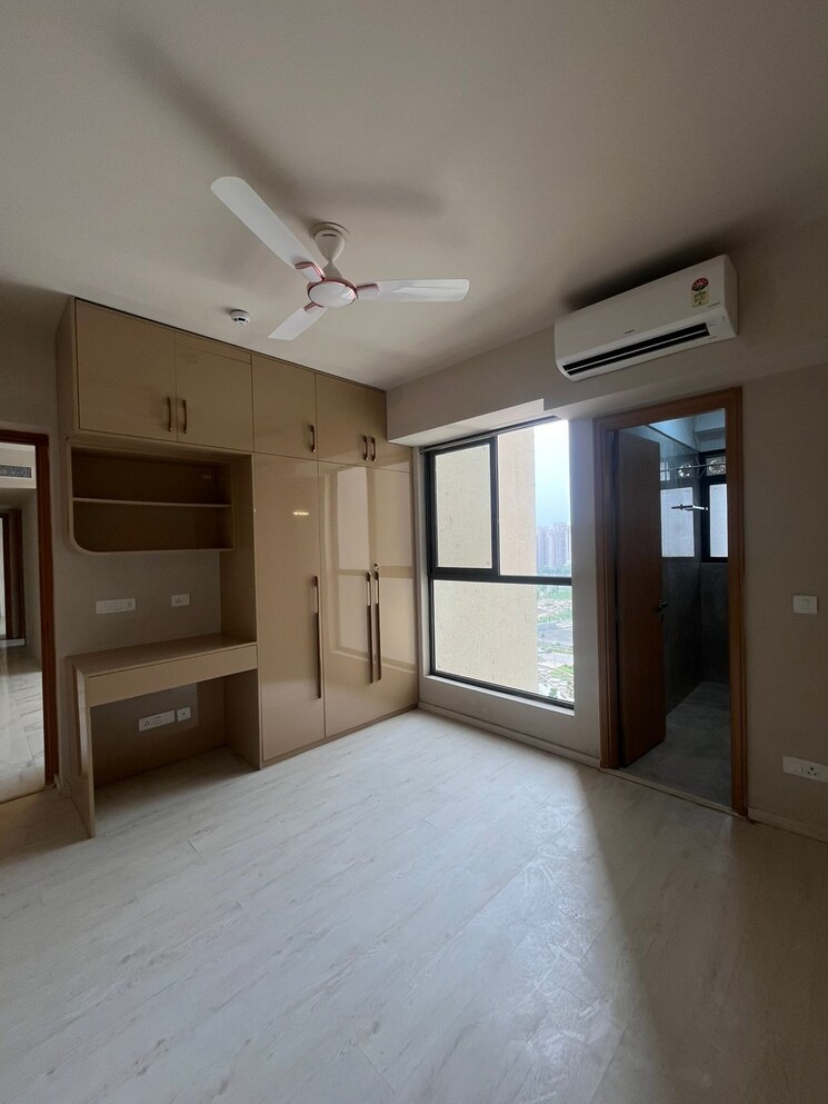 Room, m3m-heights 3 Bedroom 1828 Sq.Ft. Apartment In Sector 65 Gurgaon 8958819