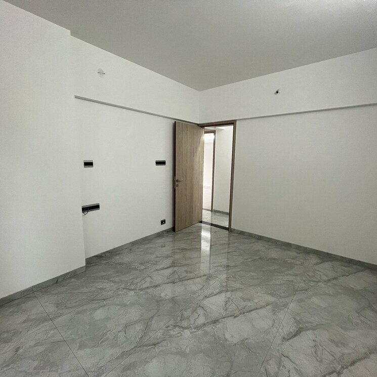 Room, kothrud 3 Bedroom 1400 Sq.Ft. Apartment In Kothrud Pune 8958825